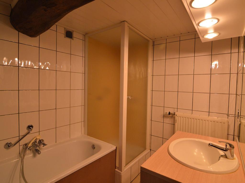 Spacious Holiday Home In Teuven With Garden Exteriör bild